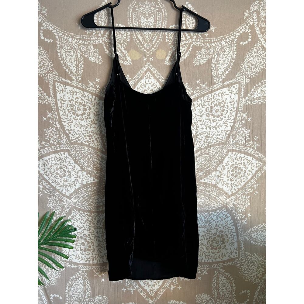 Reformation Lyza Velvet Slip Mini Dress Black Size M - Picture 4 of 7